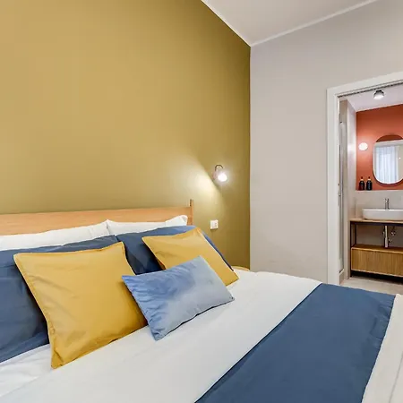 Апартаменты Bdc - Trevi Premium 3bdr - 3bath Рим